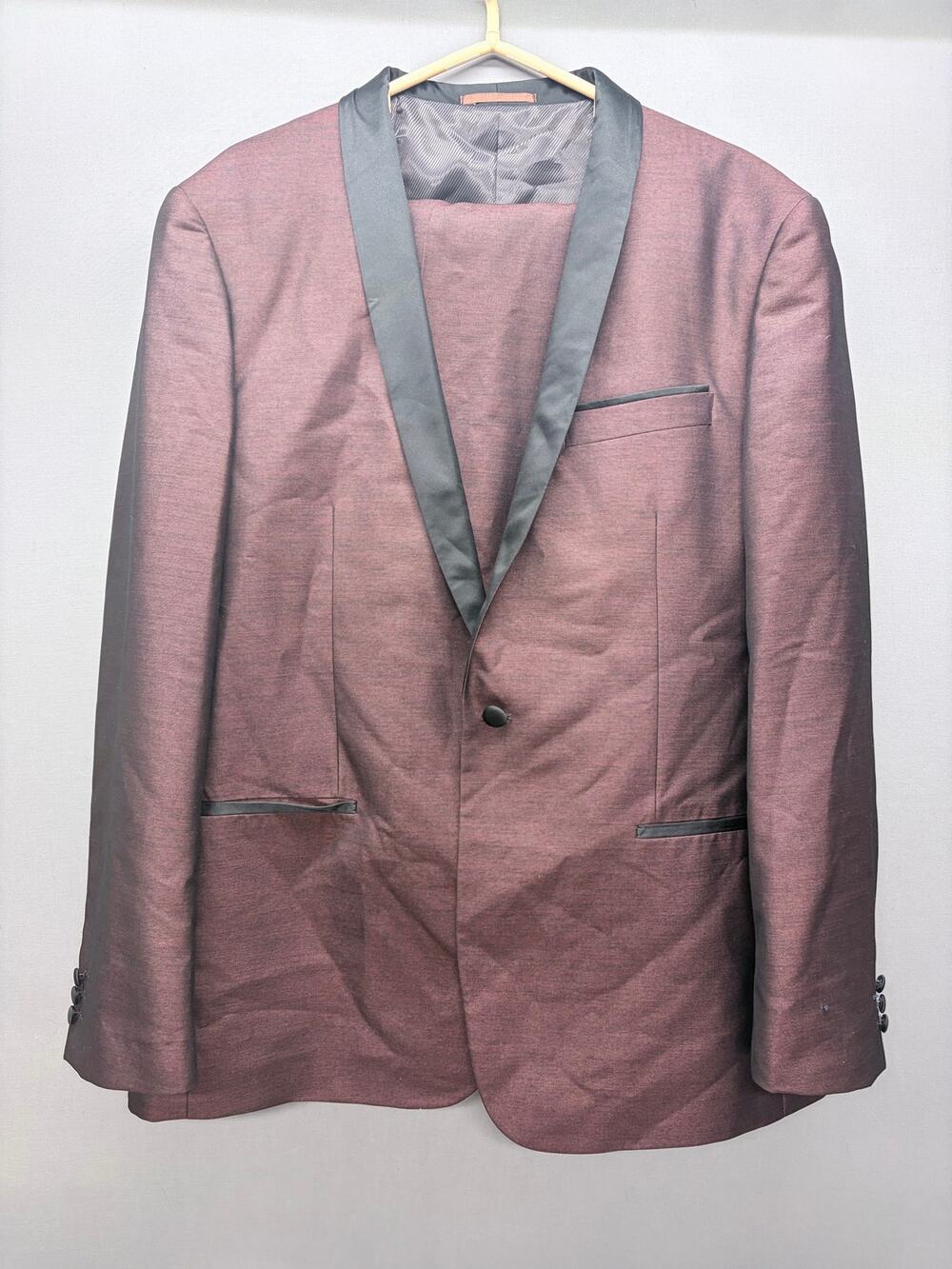 Inserch Silk Touch Tuxedo Suit Mens 40L 40 Long Burgundy 2 Piece Shiny Wedding